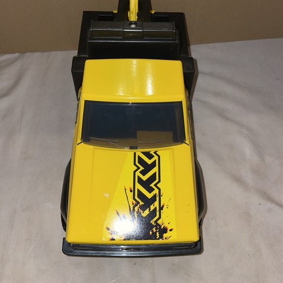 NICE 2020 Tonka Road Service Wrecker Tow Truck Yellow Metal & Plastic Toy - Picture 5 of 12